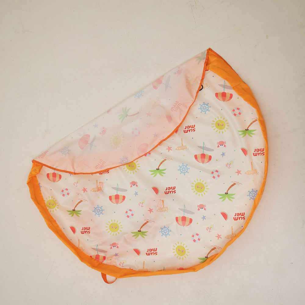 Pull & Go:  2-in-1 Bag and Playmat
